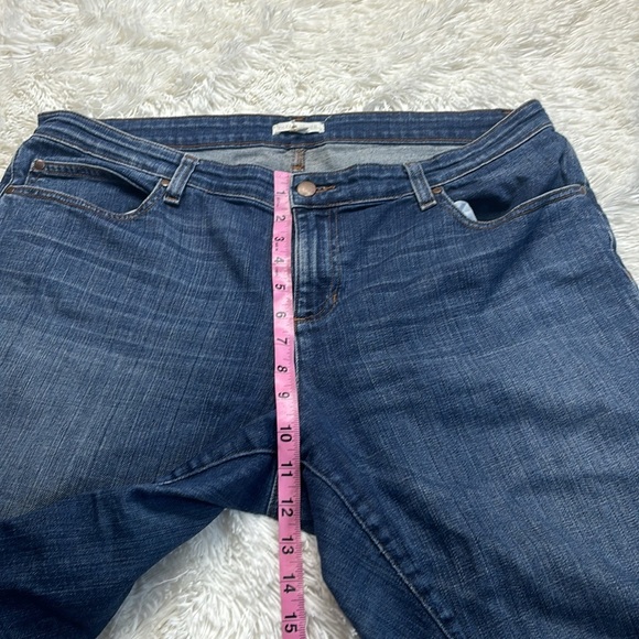 EILEEN FISHER Straight Leg Mid Rise Crop Ankle Jeans - Picture 5 of 8